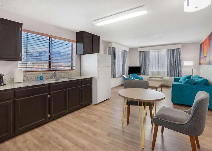 Days Inn By Wyndham Bernalillo